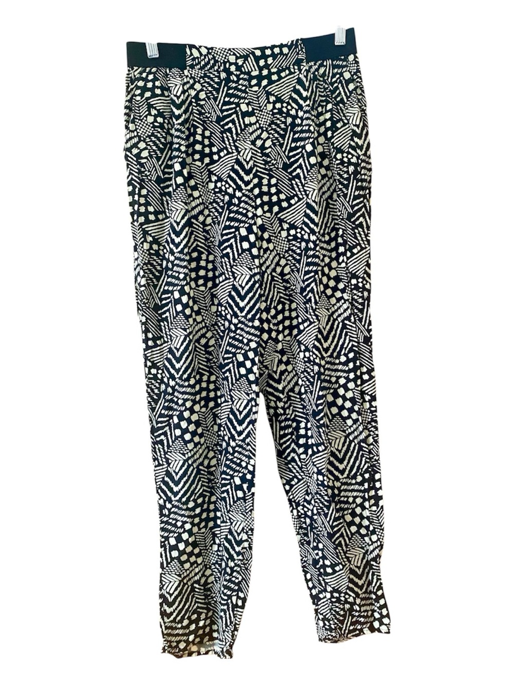 Xhilaration Black Ivory Abstract Print Pull On Tapered Pants M Rayon Pockets
